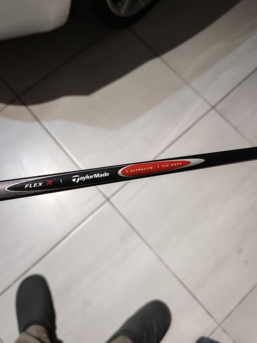 Híbrido TaylorMade rescue 4