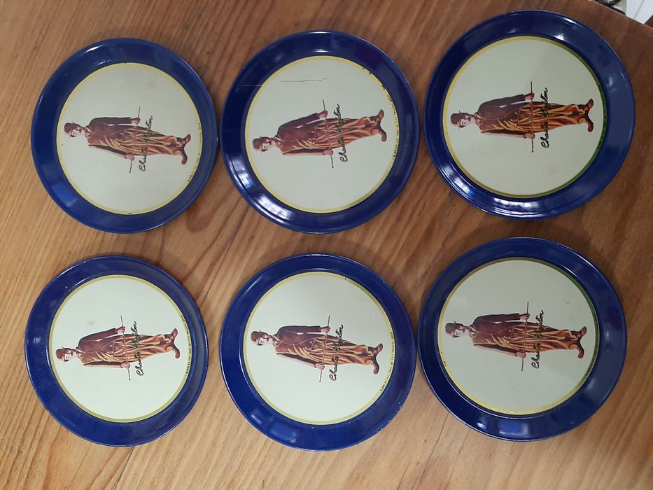 Base de copos Charlie Chaplin