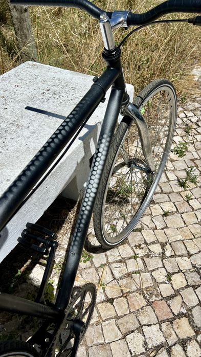 Bicicleta single speed “ fixie “ roda 28”