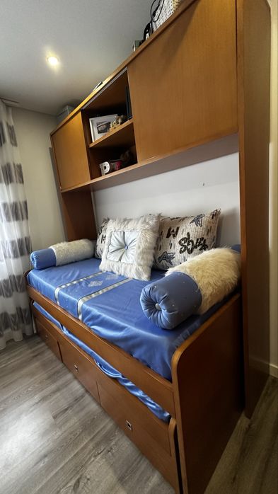 Beliches com decoracão incluída