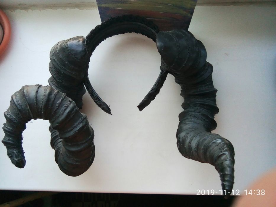 Костюмированный головной убор