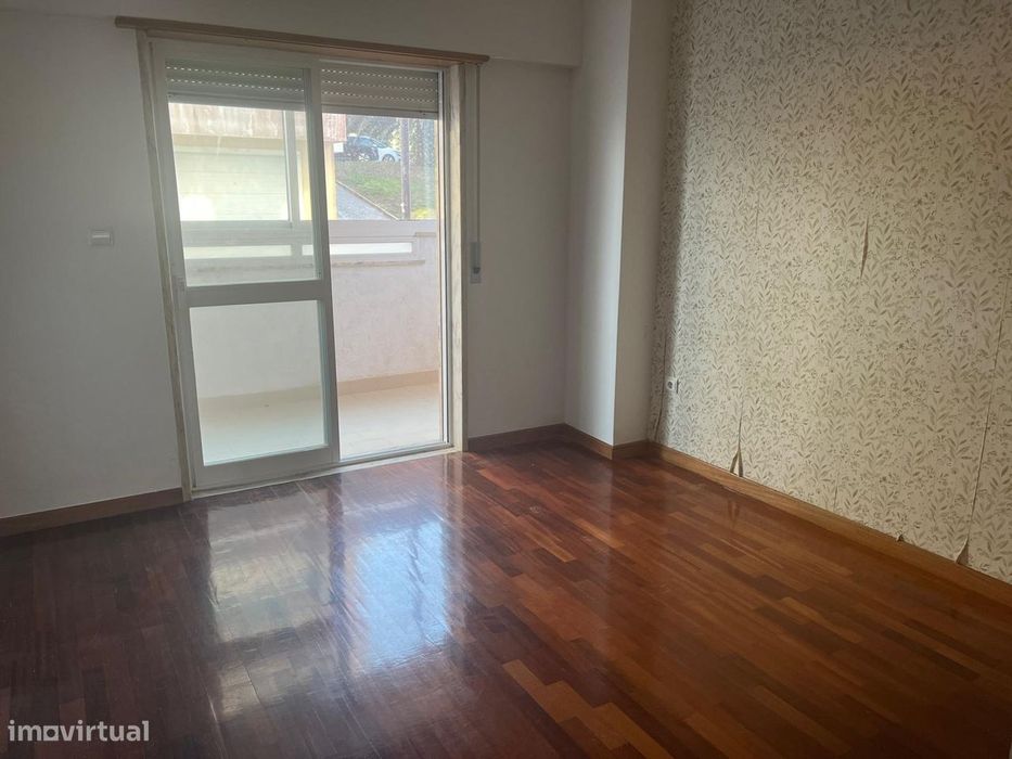 Excelente Apartamento T2 em Campinas, Belas