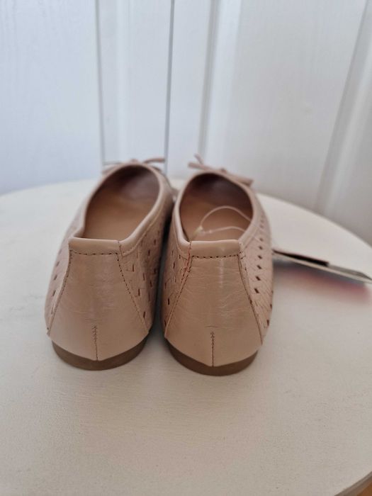 sprzedam nowe baleriny marki Lasocki