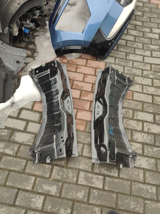 Tesla Model Y 2020-2024 задня панель.