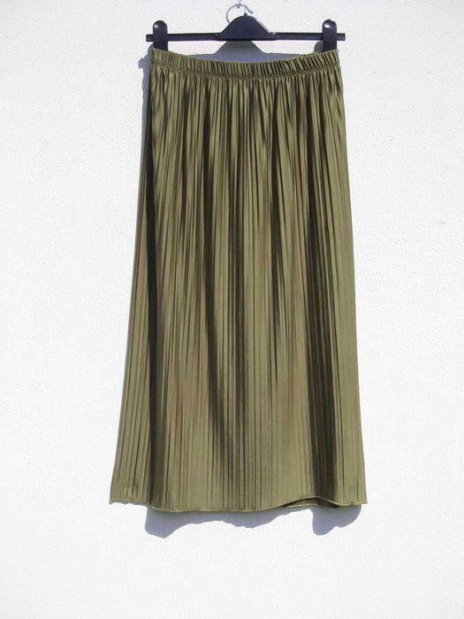 Плиссе миди юбка на резинке цвет хаки ZARA M