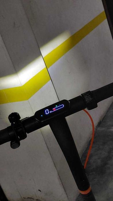Trotinete elétrica Segway-Ninebot E2 Pro