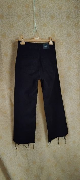 Spodnie jeansowe czarne Stradivarius rozm. S
