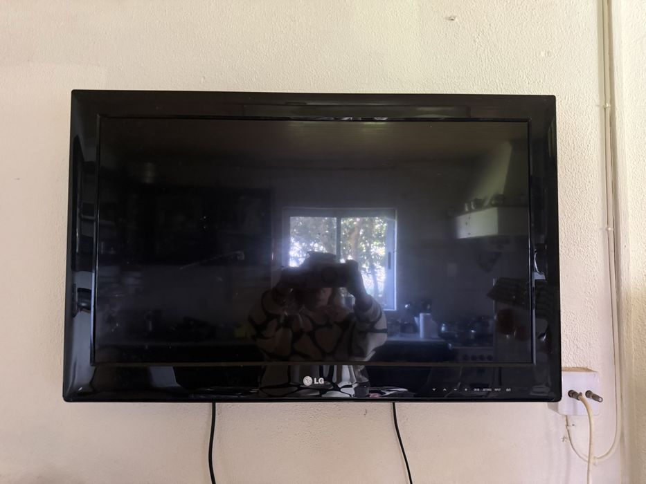 Televisão LG 40”