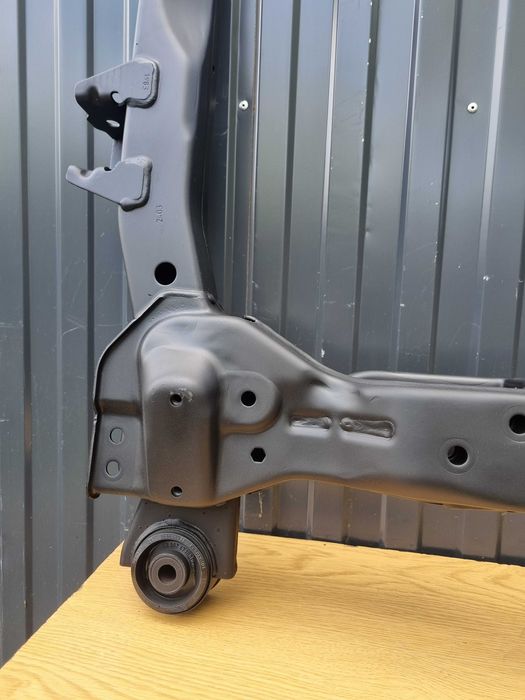 Opel Astra J Sanki Wózek Kołyska