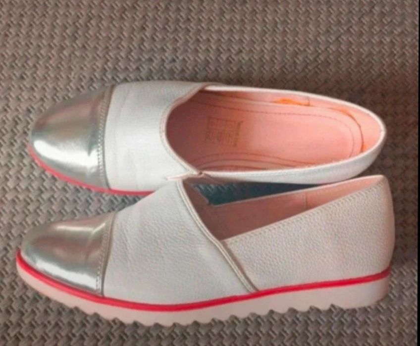 Buty białe espadryle 38 mokasyny 
Rozmiar 38