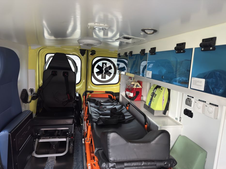 Renault Trafic Ambulans Ambulance Karetka