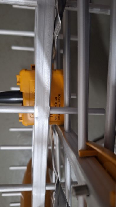 Antena TDT UHF 21-69 Televes 1095