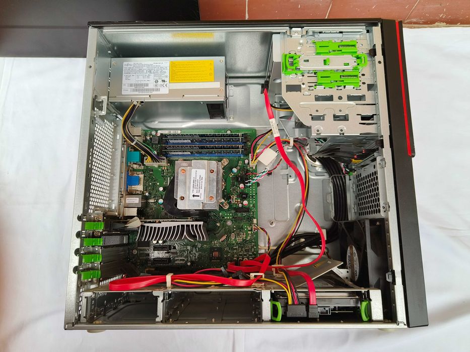 Komputer Fujitsu P720 E85+ i5 16gb gt730