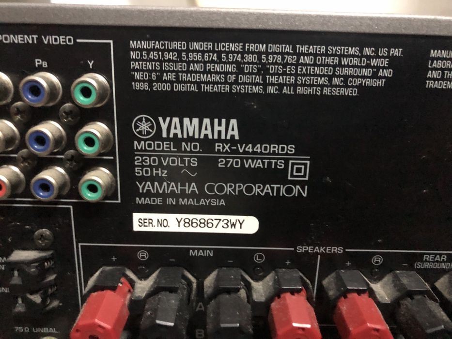 Amplificador Yamaha RX-V440RDS + Sistema de Som Yamaha 5.1