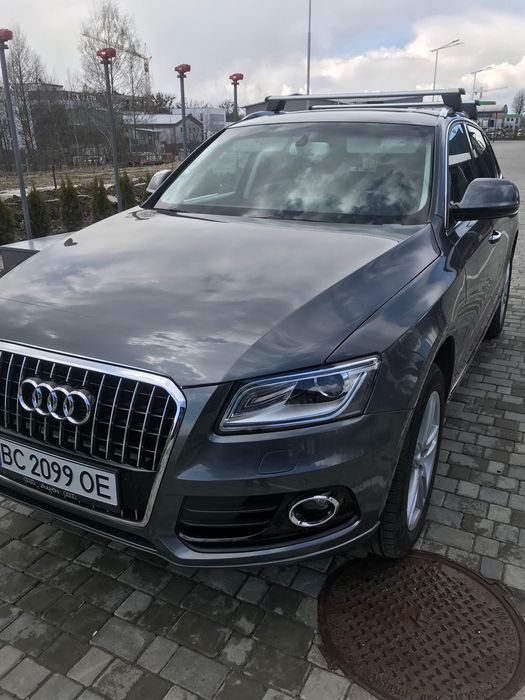 Продам легковий автомобіль ауді Q5