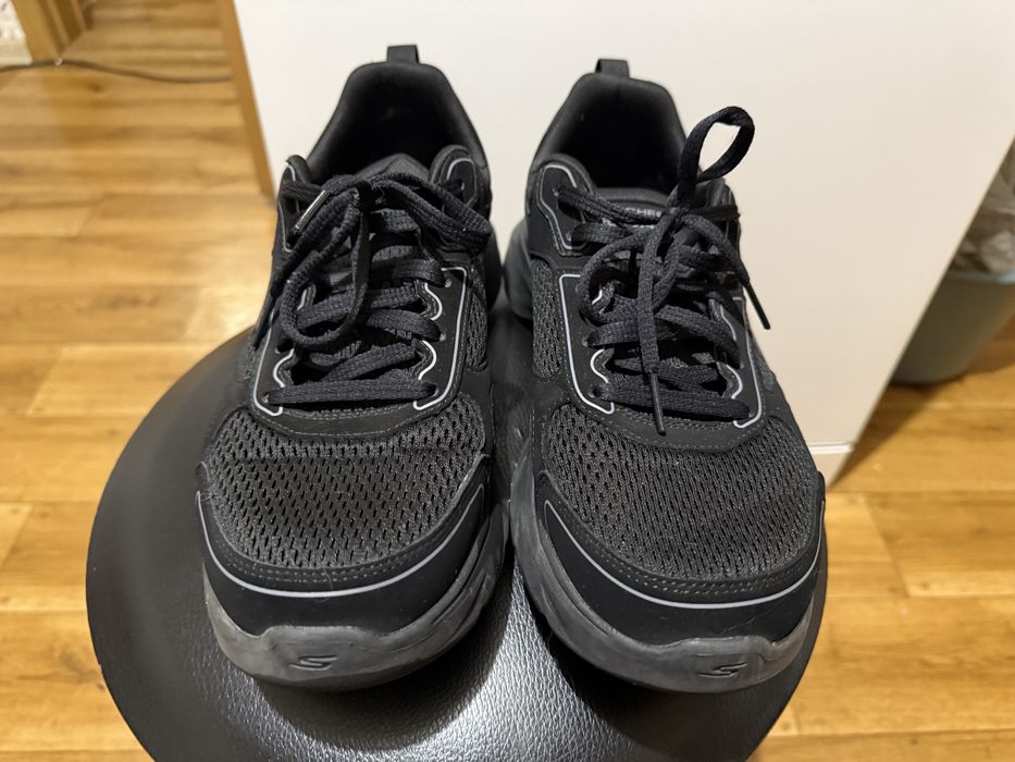 Skechers чоловічі 43 розмір