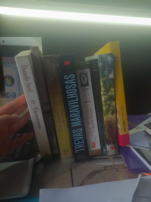 Livros romance e outros