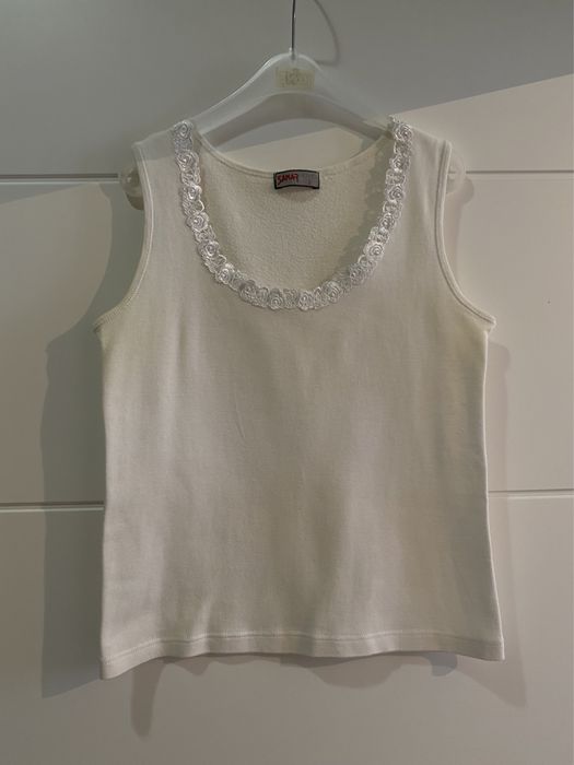 Белая майка