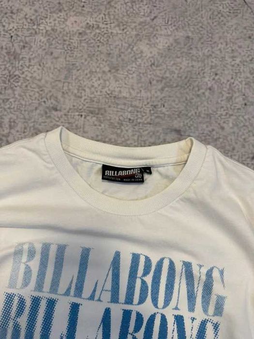 Biała koszulka z niebieskim nadrukiem Billabong - Size M