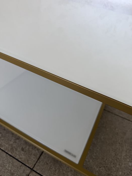 Журнальний скляний столик JYSK