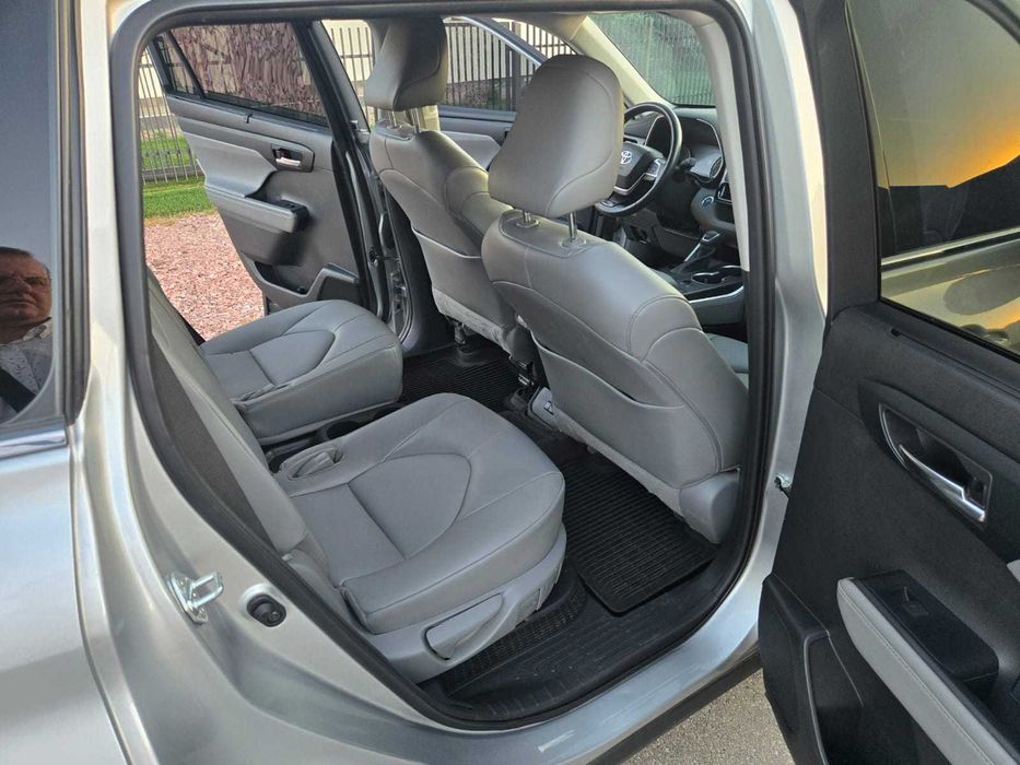 Toyota Highlander 2022 рік
