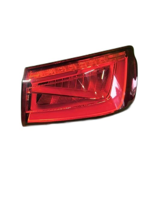 Farolim Direito AUDI A3 Limousine 8V5945096A (OEM)