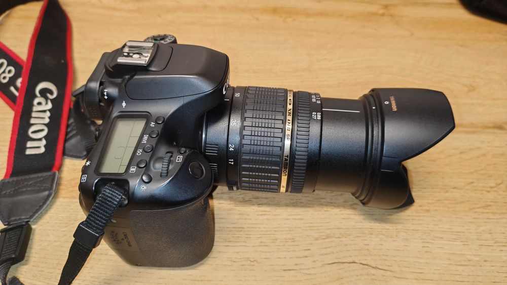 DSLR Canon 80D com ou sem lentes (Muito bom estado)