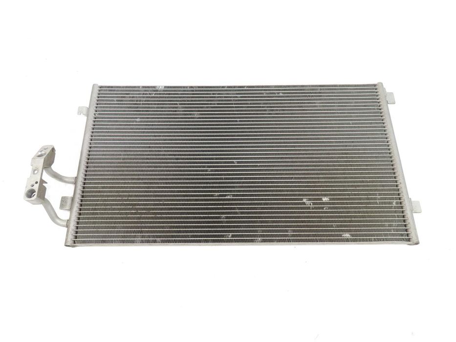 Radiador De Ar Condicionado Bmw I3 Ref: 64539305933/6804735