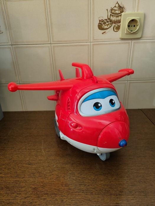 Jett dos Superwings