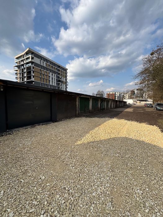 Sprzedam garaż murowany Katowice Słoneczna Prąd KW Bezczynszowy