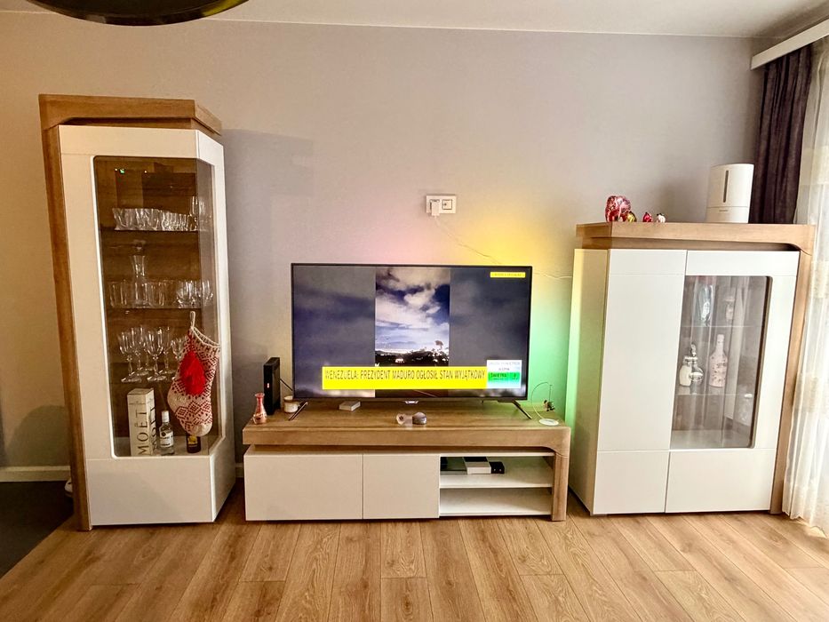 Meble do salonu! Piękny kolor, stan dobry.