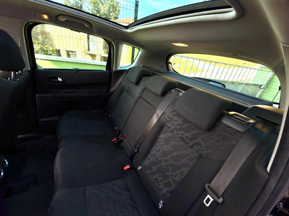 Peugeot 3008 1.6 HDi Automático - 2010