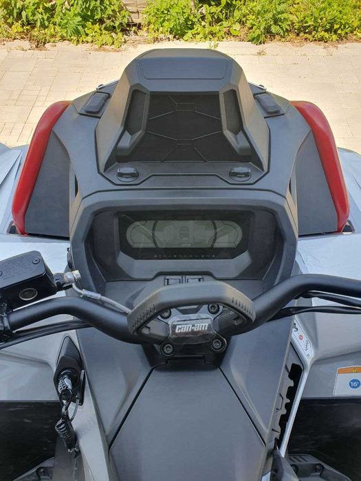 Квадроцикл Can am Outlander XMR 1000R Grey