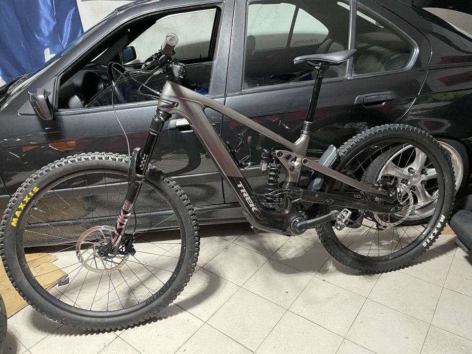 Trek slash +.