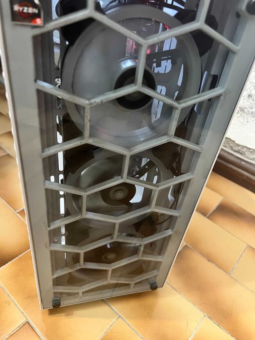 PC Gaming Ryzen 5 + RX 5600 XT – 16GB RAM