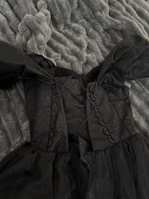 Сукня на випускний