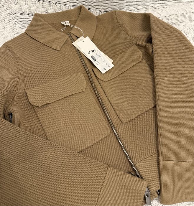 Новий жакет Arket