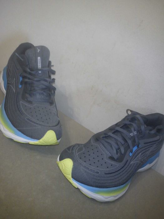 mizuno 45/30cm 1 wyjscie lekkie śliczne jak nowe