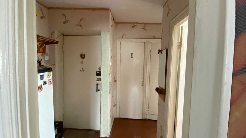 Продам теплу 3-кімнатну кватриру в Центрі, можна по сертифікату!!! Н1