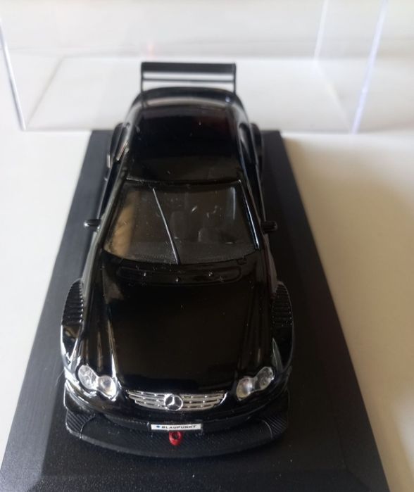 Mercedes escala 1:32
