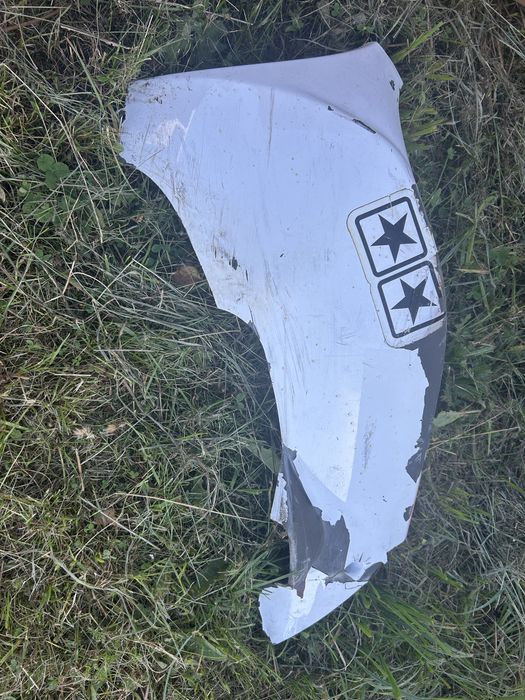 Derbi gp1 50 osłona plastik pokrywa cena za całość