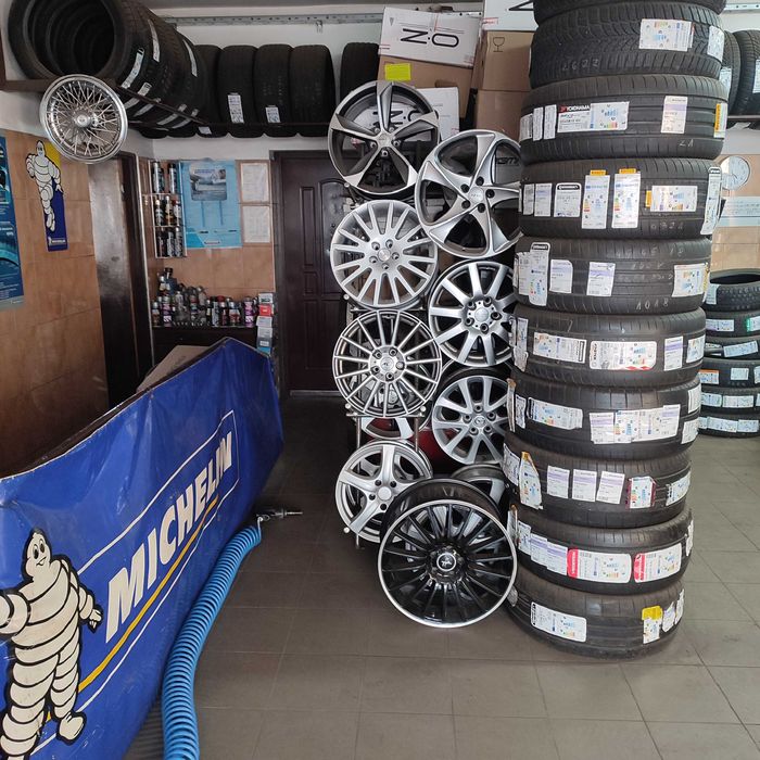 Opony 215/55-18 95 H  Bridgestone Turanza T005A  SUV 4x4