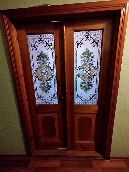 Двері з дерева +1 дверна коробка в подарунок