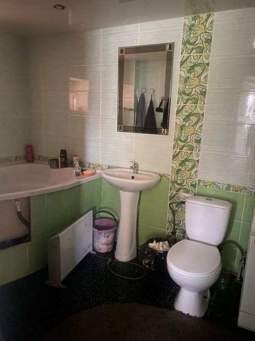 Продам газ будинок зі зручностями у центрі Лиманівки