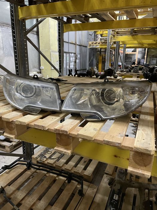 Фари біксенон Škoda Superb 2 (Superb B6). Оригінал. Стан відмінний