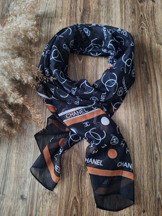 Шарф шаль палантін а-ля Chanel