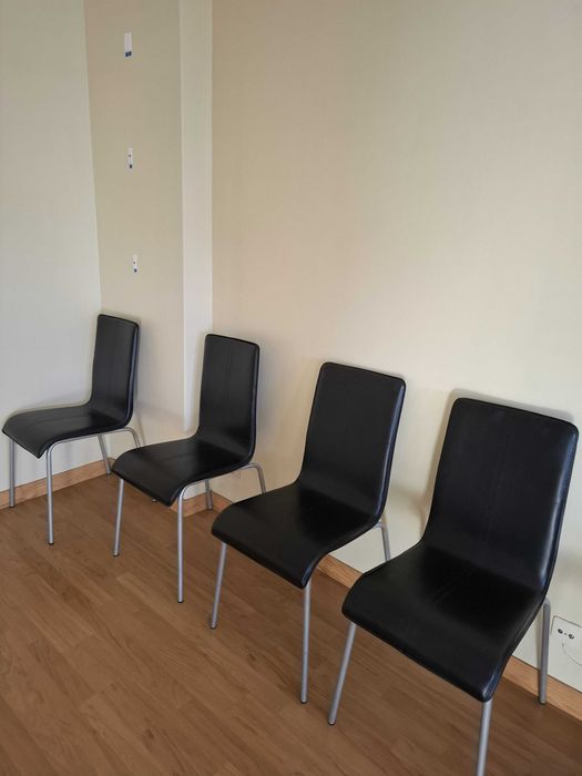 Mesa de cozinha extensível e 6 cadeiras