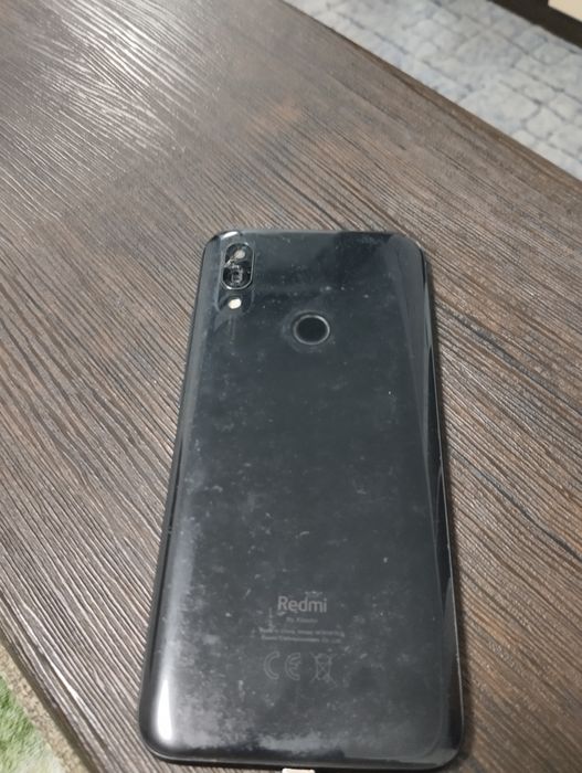 Продам Redmi 7 32гб