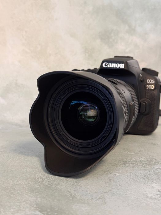 Canon EOS 90D + Sigma Art 18-35mm f/1.8 Bundle Profissional como novo