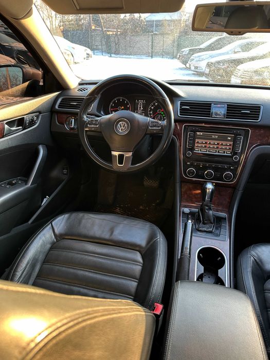 Продам Volkswagen Passat B7 SEL 2013 рік можлива розстрочка,кредит!